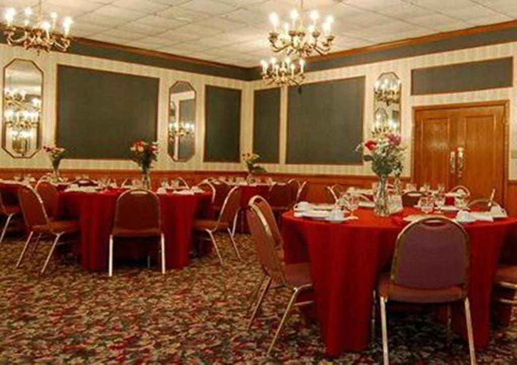 Red Carpet Inn & Suites Carneys Point/Wilmington Restaurace fotografie