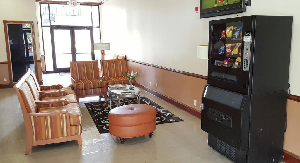 Red Carpet Inn & Suites Carneys Point/Wilmington Exteriér fotografie